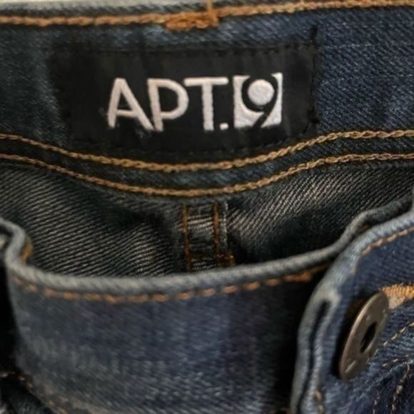 Apt 9 dark wash slim fit jeans. Size 34-30. Very Gently used - Picture 2 of 5